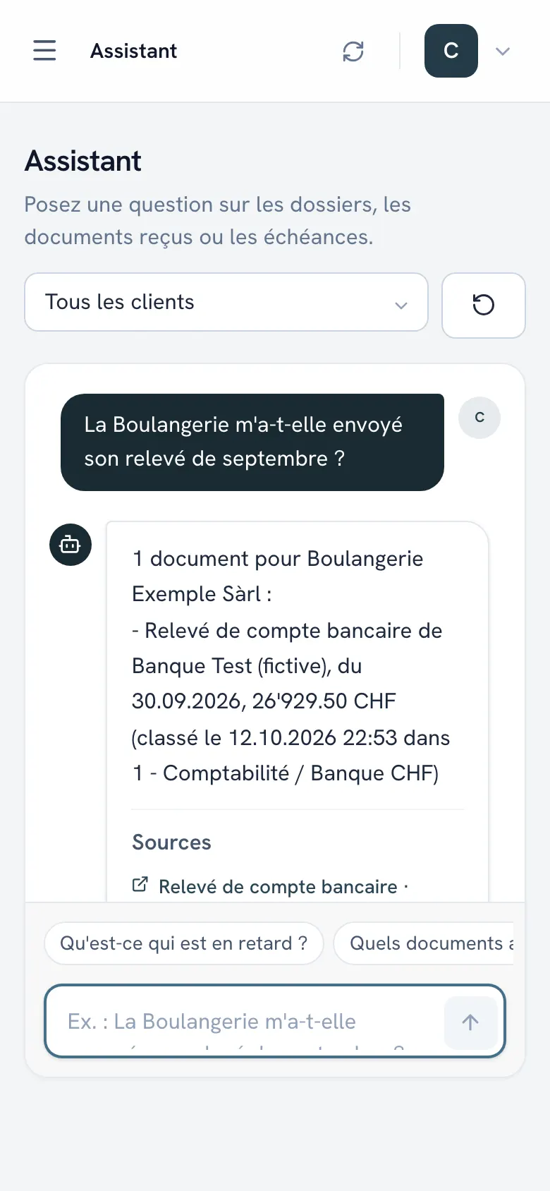 Assistant de Fidu Agent répondant à une question sur le relevé bancaire de septembre de Boulangerie Exemple Sàrl, avec sa source.